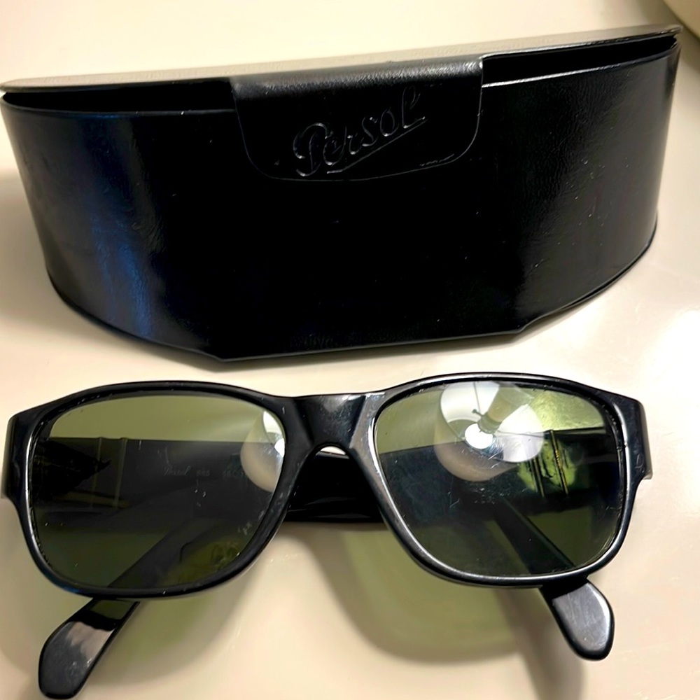 Persol Made in Italy sunglasses with case